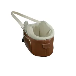 fotelik-samochodowy-dla-malych-psow-na-podlokietnik