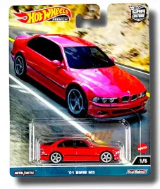 hot-wheels-premium-car-culture-canyon-warriors-01-bmw-m5-hkc52