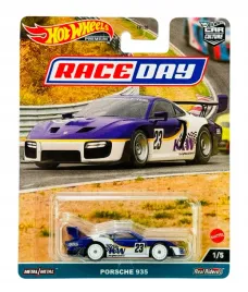 hot-wheels-porsche-935-race-day-1-5-hkc59