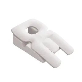 wspierajaca-poduszka-dla-spiacych-na-boku