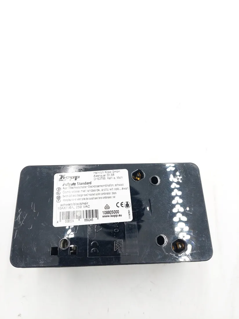 kopp-wylacznik-czarny-250v-stan-powystawowy