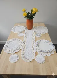 szydelkowy-komplet-na-stol-bieznik-8-podkladek-bialy-sznurek-2mm