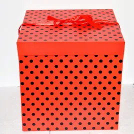 pudelko-prezentowe-boze-narodzenie-22x22cm-czerwone