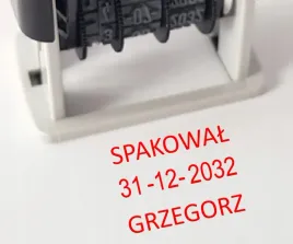 mini-maly-kieszonkowy-personalizowany-datownik-z-trescia-tekst-data-tekst