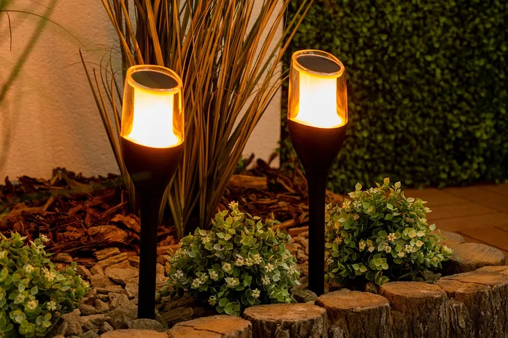 solarny-slupek-ogrodowy-led-pochodnia-1600k-plomyk-kolor-inny-kolor