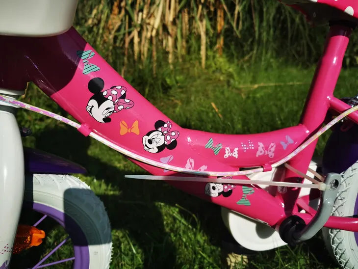 rower-denver-minnie-mouse-14-rozowy-liczba-biegow-1