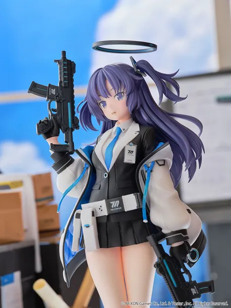 figurka-blue-archive-1-7-yuuka-28cm-rodzaj-gadzetu-ksiazkowy-komiksowy