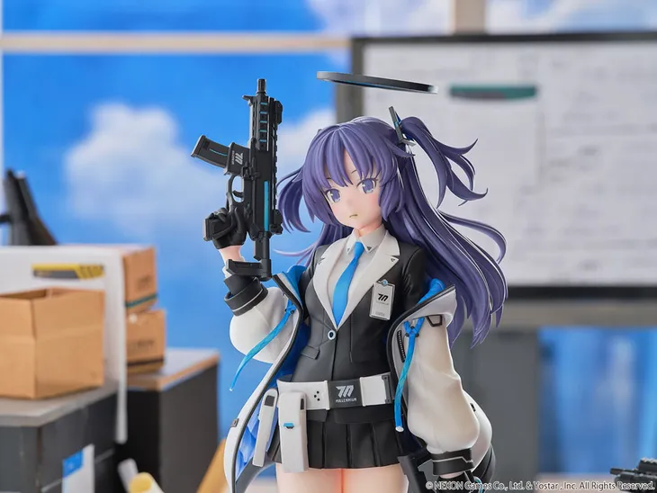 figurka-blue-archive-1-7-yuuka-28cm-tematyka-motyw-manga-anime
