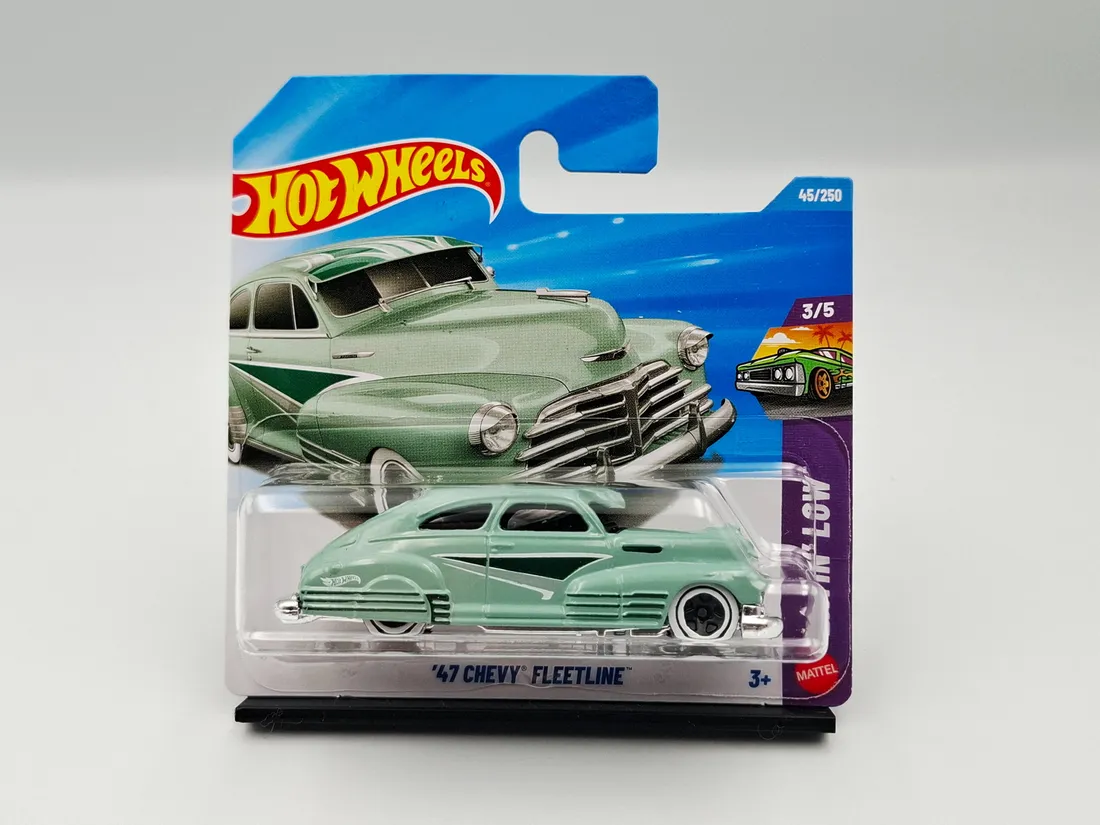 hot-wheels-47-chevy-fleetline-bohater-hot-wheels