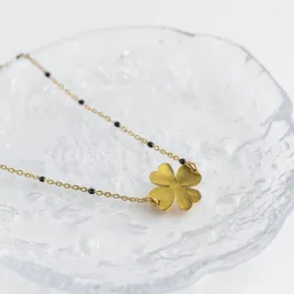 naszyjnik-aura-zlota-koniczynka-szczescie-stal-chirurgiczna-pvd-na-prezent