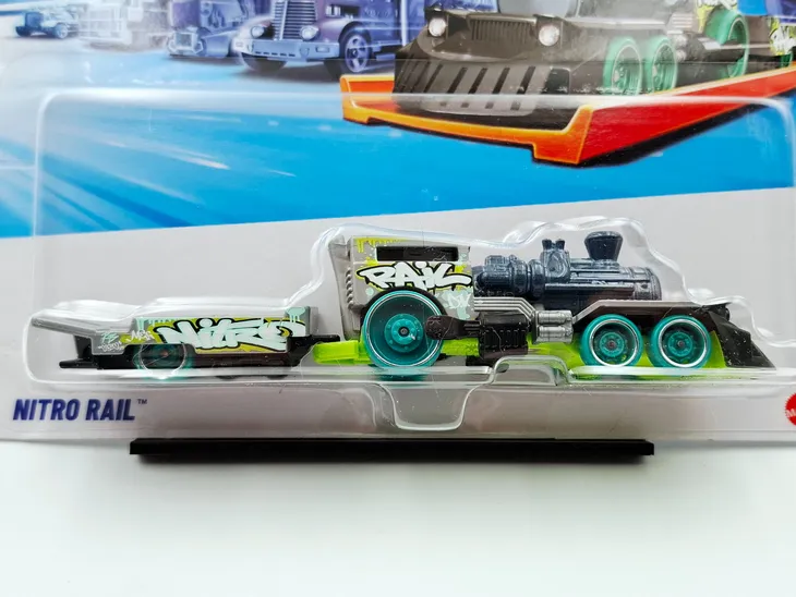 hot-wheels-track-fleet-nitro-rail-bohater-brak