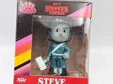 funko-minis-stranger-things-steve-chase