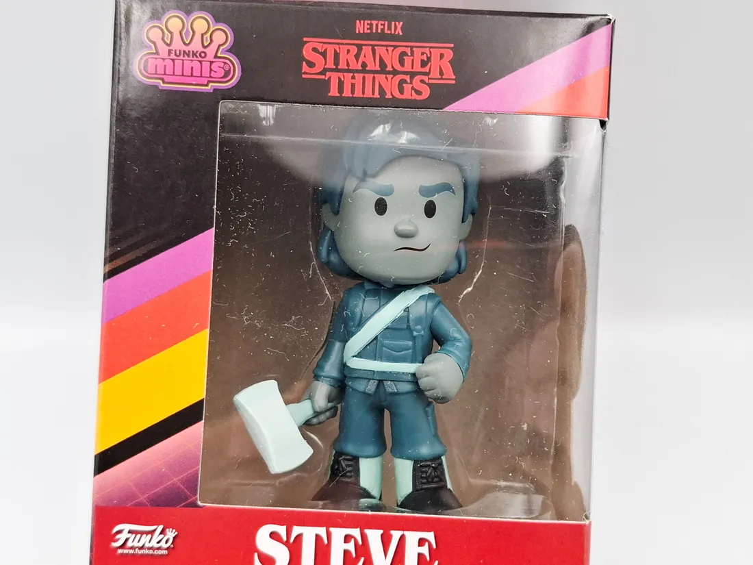 funko-minis-stranger-things-steve-chase-bohater-inny