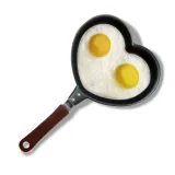 patelnia-serduszko-16-cm-stan-nowy