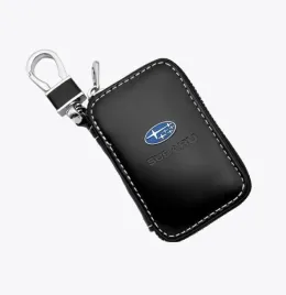 skorzane-etui-na-klucze-logo-subaru-kluczyk-samochodowy-elegancki-brelok