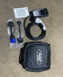 ford-mustang-mach-e-elektryk-ladowarka-sieciowa-32a-zupelnie-nowa-oryginal