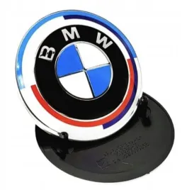 emblemat-logo-bmw-na-maske-klape-jahre-edition-74-mm
