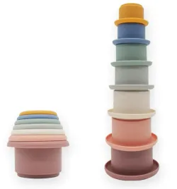pastelowe-silikonowe-kubki-do-ukladania-w-stosy