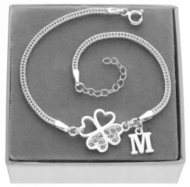 srebrna-bransoletka-koniczynka-na-szczescie-literka-cyrkonie-pudelko