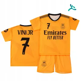 stroj-komplet-pilkarski-vinicius-jr-rozm-176