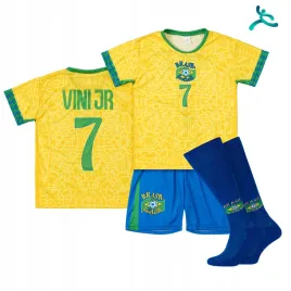 stroj-komplet-pilkarski-getry-vinicius-jr-brazylia-rozm-176