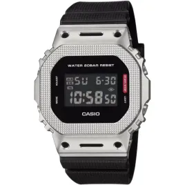 zegarek-casio-g-shock-gm-5600m-1er-20bar