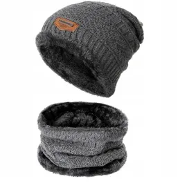 komplet-czapka-zimowa-z-kominem