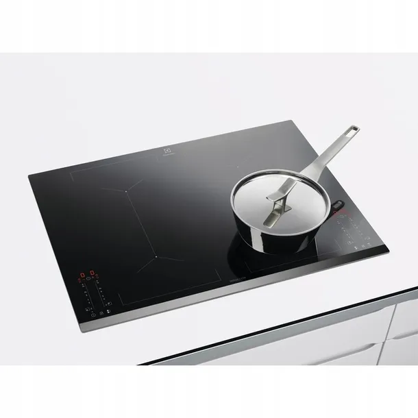 plyta-indukcyjna-electrolux-eiv634-komunikacja-lampka-kontrolna-minutnik-sygnal-dzwiekowy-timer