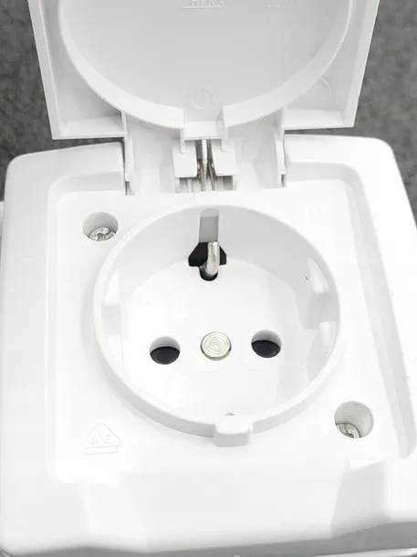 gniazdo-elektryczne-scienne-kopp-bialy-liczba-gniazdek-2-szt