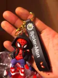 brelok-inspirowany-spidermanem