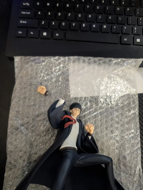 figurka-mashle-mash-burnedead-18cm-z-defektem-rodzaj-gadzetu-ksiazkowy-komiksowy