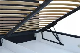 automaty-gazowe-na-ramie-metalowej-do-lozka