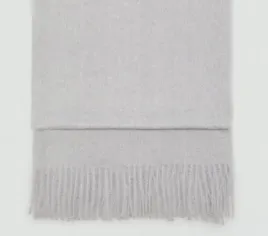 mango-szalik-z-fredzlami