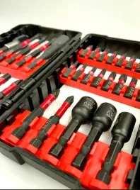 zestaw-utwardzanych-bitow-udarowych-do-wkretarek-1-4-31el-aku-tools