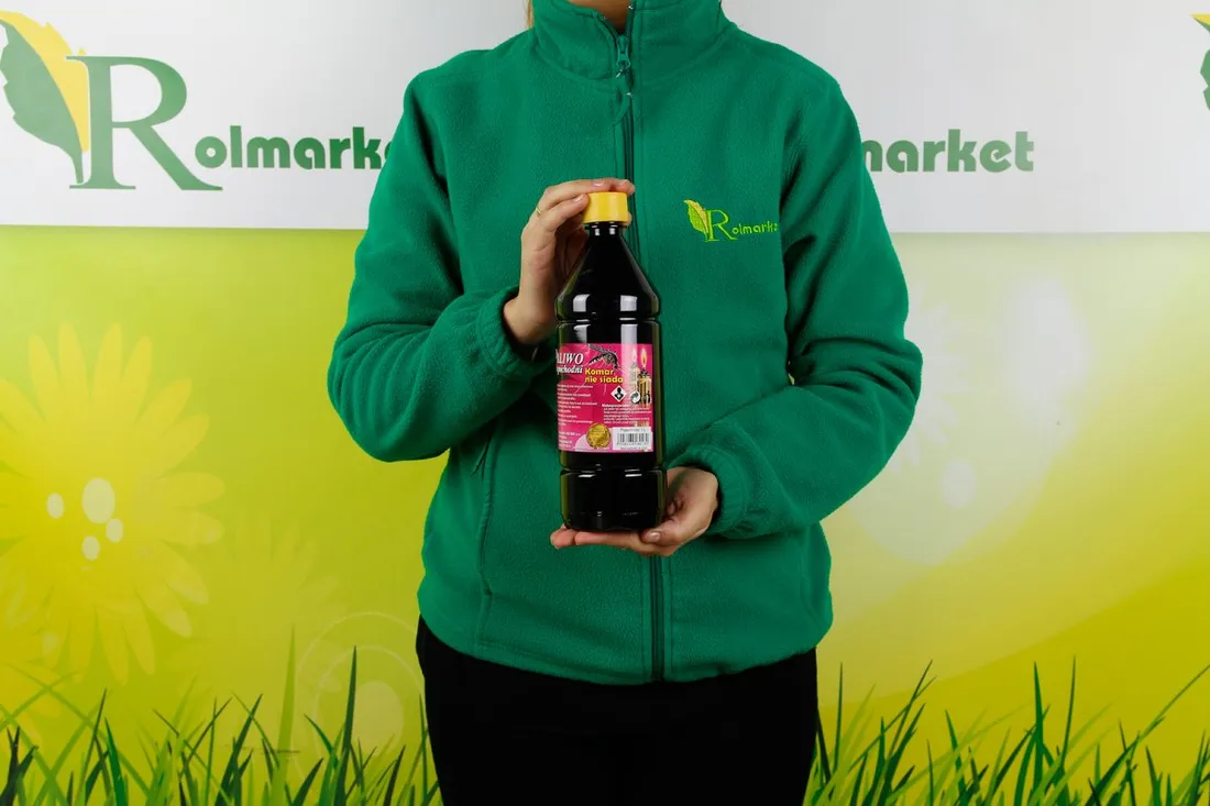 olej-olejek-1l-paliwo-do-lamp-pochodni-swiec-skuteczny-srodek-na-komary