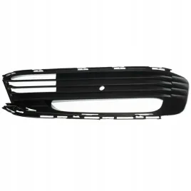 bmw-7-g11-g12-2015-atrapa-w-zderzaku-przednim-z-otworem-na-pdc-prawa-ramka