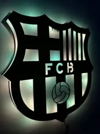 fc-barcelona-herb-lampka-led-pilka-nozna-prezent-lampka-nocna-gratis