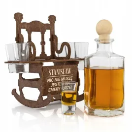 karafka-fotel-bujany-z-grawerem-na-emeryture-prezent-dla-emeryta