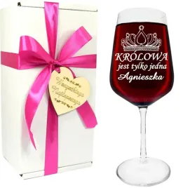 kieliszek-do-wina-z-grawerem-na-dzien-kobiet-urodziny-kieliszek-xxl