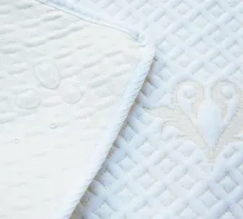 wodoodporny-ochraniacz-na-materac-160x200-mata