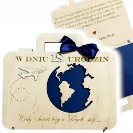 drewniana-kartka-urodzinowa-prezent-grawer-personalizowana-walizka