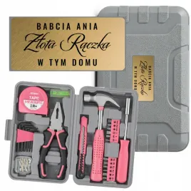 zestaw-narzedzi-w-walizce-z-grawerem-25-szt-rozowe-prezent-na-dzien-babci