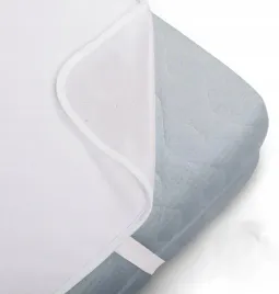 blumtal-wodoodporny-ochraniacz-na-materac-180200-oddychajacy