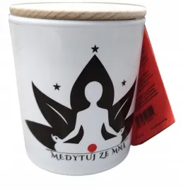 swieca-do-medytacji-sojowa-czakra-podstawy-drzewo-sandalowe-i-cedr-250ml