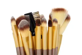 zestaw-pedzli-do-makijazu-22-elementow-bezowe-etui