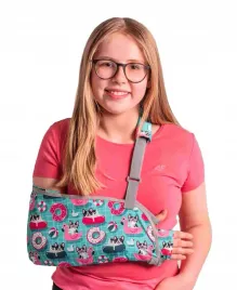 temblak-dla-dzieci-nosilapka-love-buldog-r3