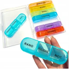 pudeleczko-na-leki-dla-seniora-kasetka-tygodniowa-organizer-do-lekow