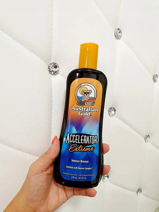australian-gold-accelerator-extreme-mocny-bronzer