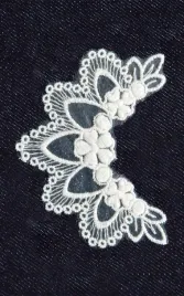 naprasow-koronkowa-kolnierzyk