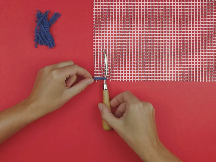 zestaw-do-techniki-latch-hook-helsinki-plec-unisex